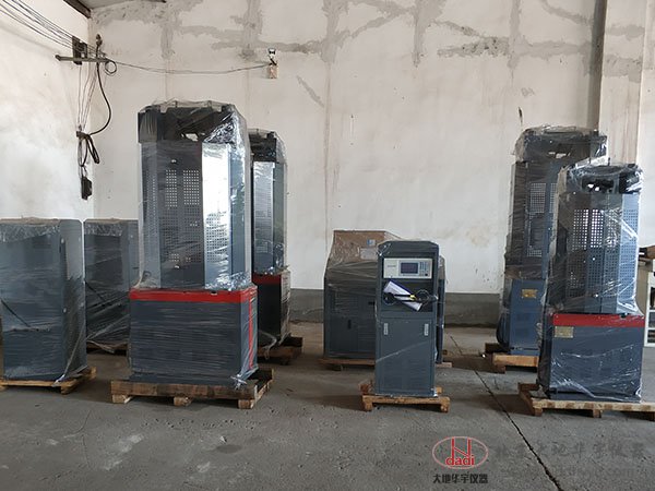 10噸液壓式萬(wàn)能材料試驗(yàn)機(jī)